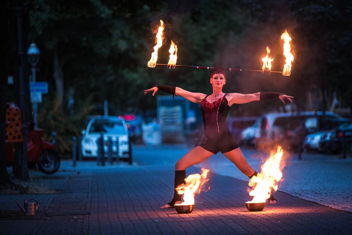 Mariann Engels | Seilartistik | Programm 'Feuershow'