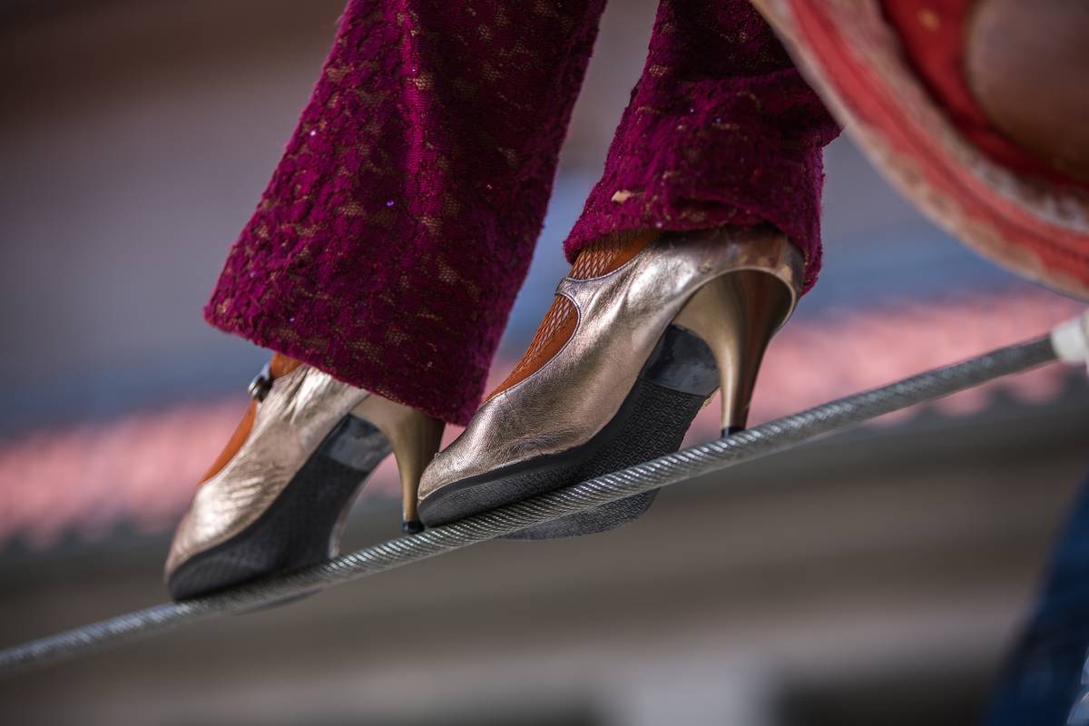 Mariann Engels | Seilartistik | Programm 'Fever'